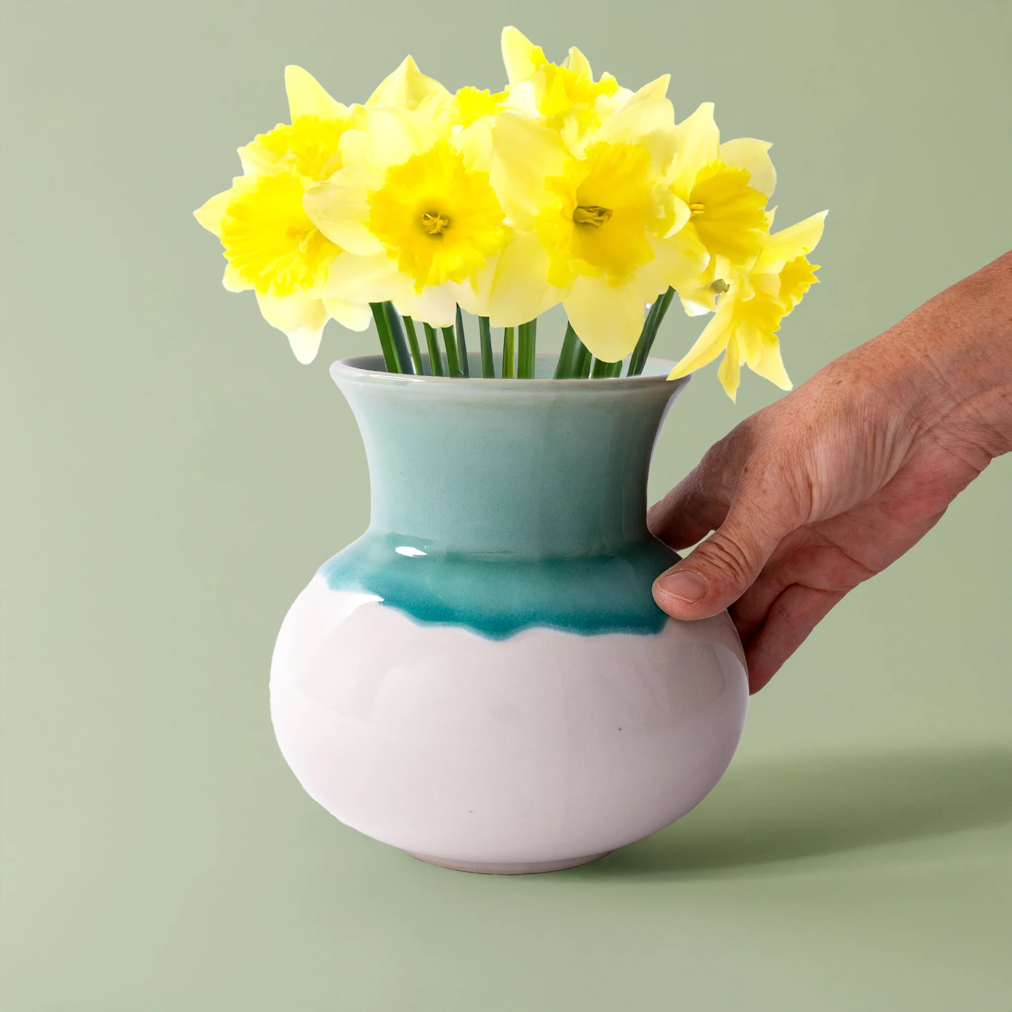 Chalice Vase - Image 10