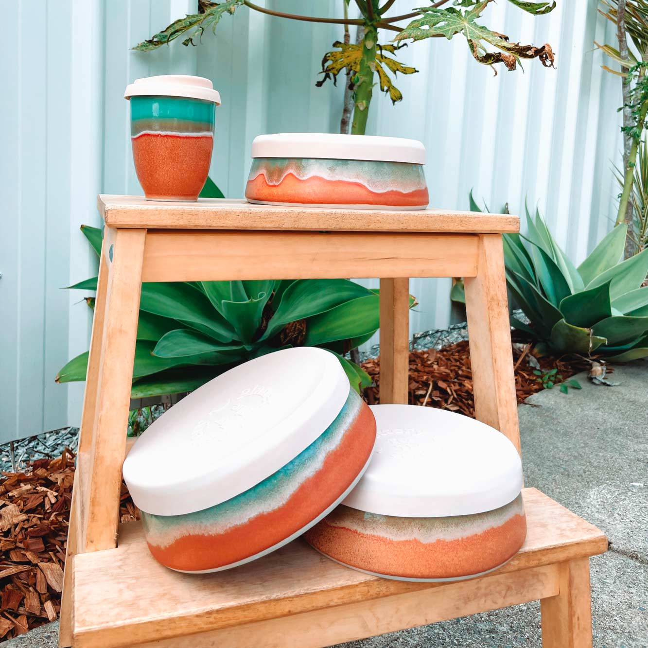 Coral Dreaming Ceramic Travel Bowl - Image 4