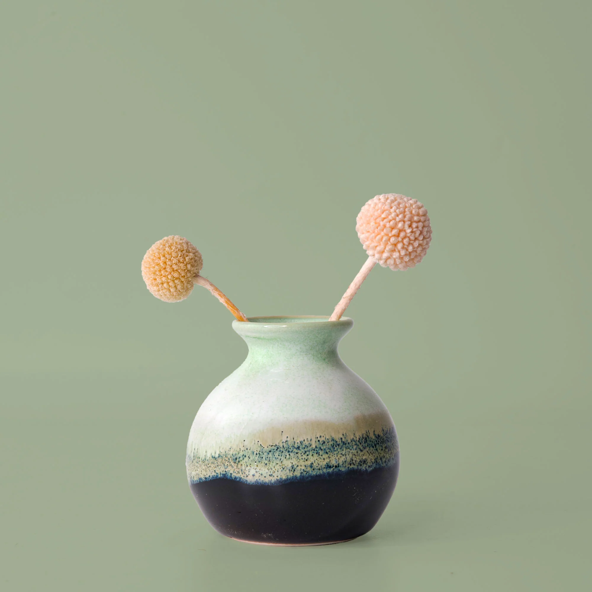Genie Ceramic Vase - Image 25