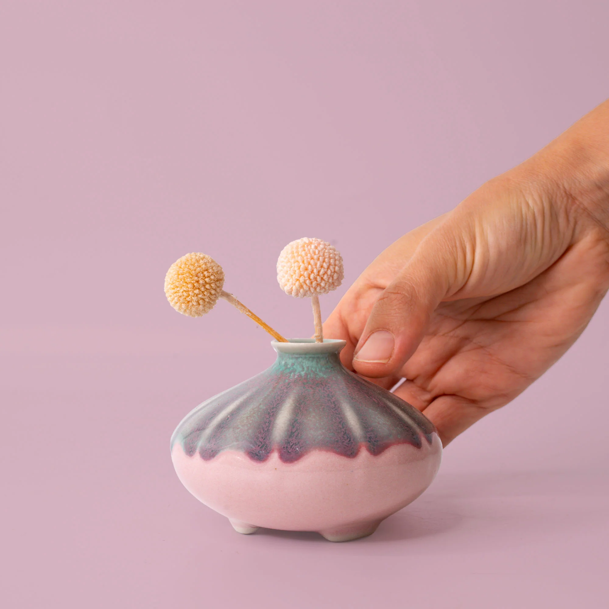 Shelly Ceramic Vase - Image 17