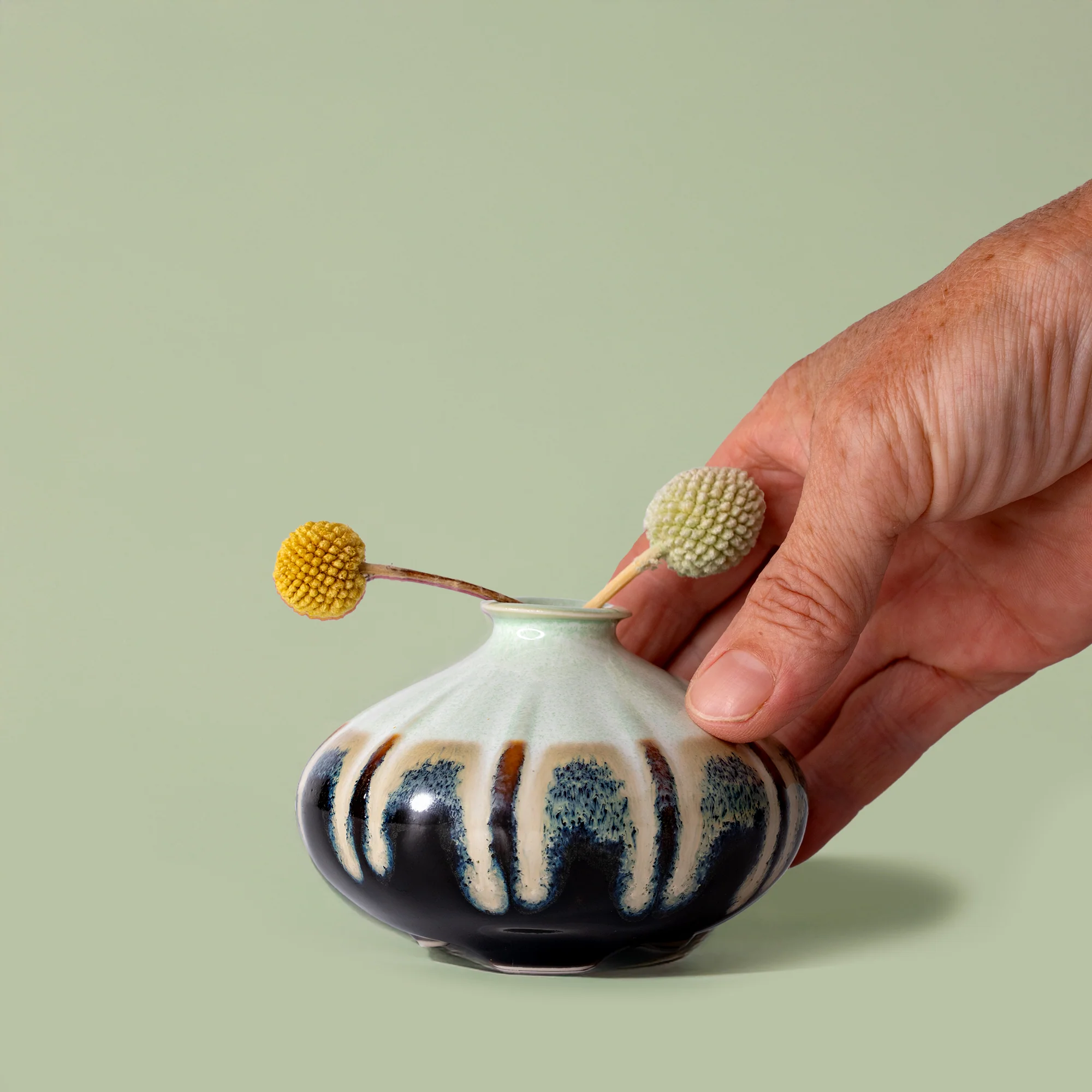 Shelly Ceramic Vase - Image 23