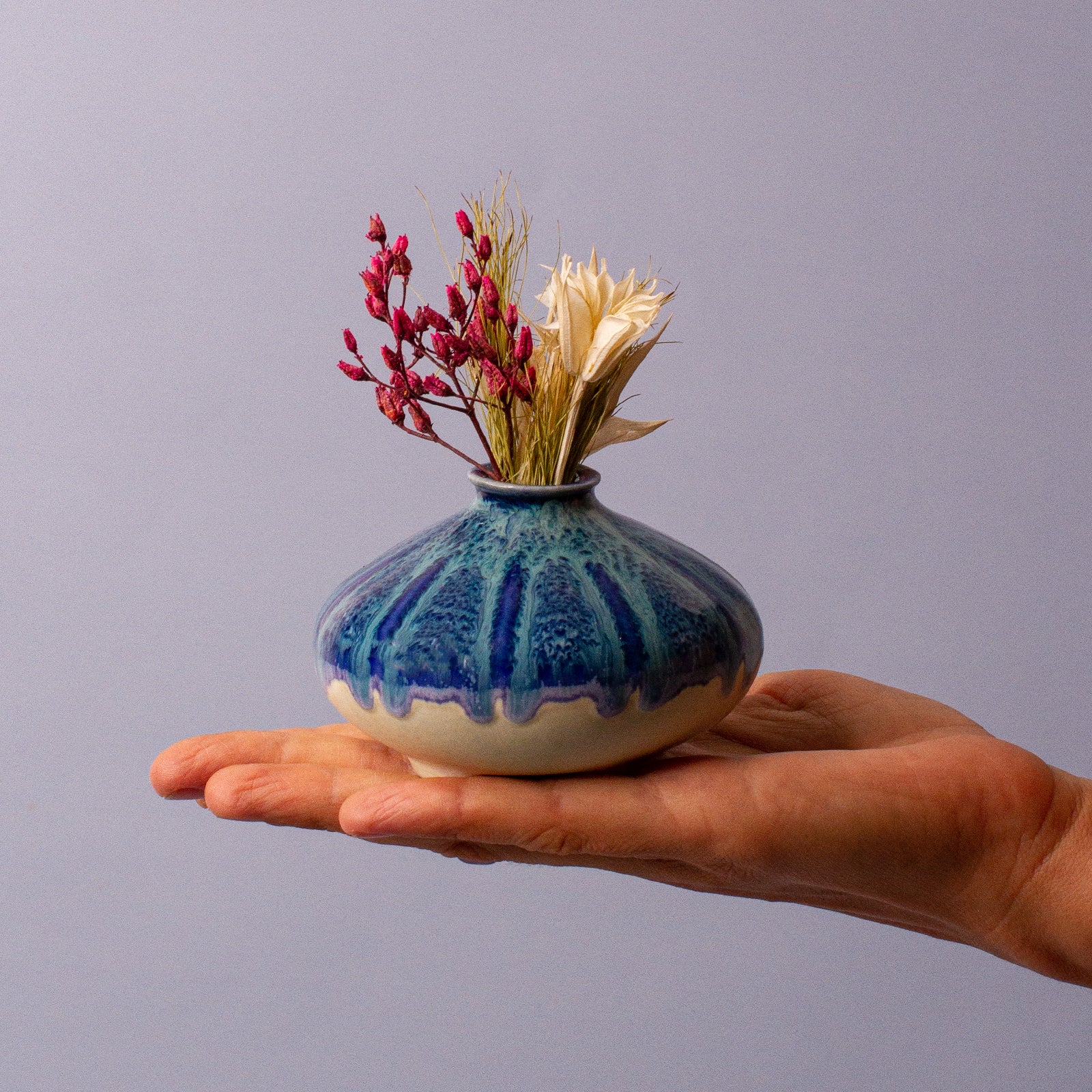 Shelly Ceramic Vase - Image 27